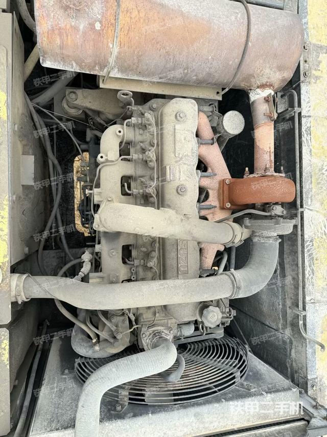 發(fā)動(dòng)機(jī)整體俯視（整機(jī)外觀）