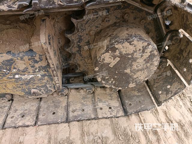 左驅(qū)動(dòng)輪（行走機(jī)構(gòu)）