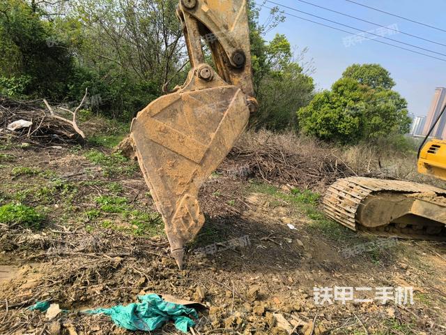 大臂根部?斜視（工作和回轉(zhuǎn)裝置）