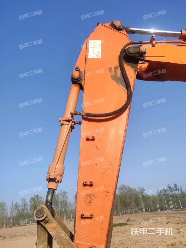 小臂整體左后（工作和回轉(zhuǎn)裝置）