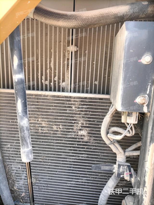 散熱器室(大件艙室) 散熱器室(大件艙室)
