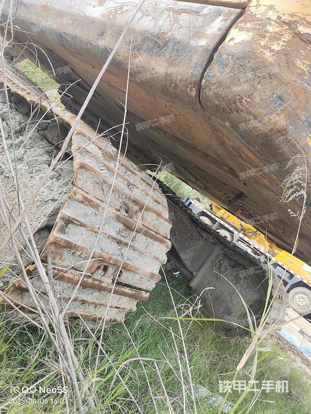 单侧履带整体（整机外观）