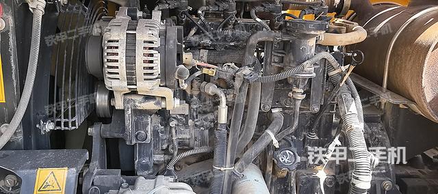 发动机整体俯视（整机外观）