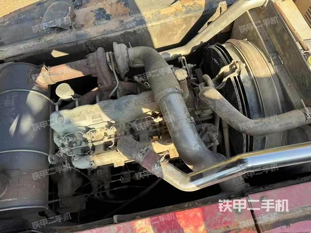 發(fā)動機整體俯視(整機外觀) 發(fā)動機整體俯視(整機外觀)