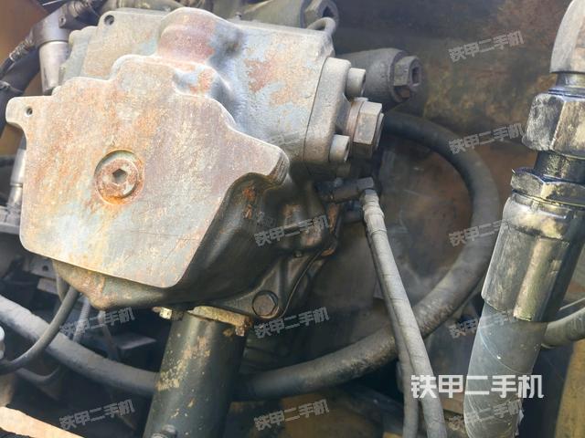 液壓泵室(大件艙室) 液壓泵室(大件艙室)