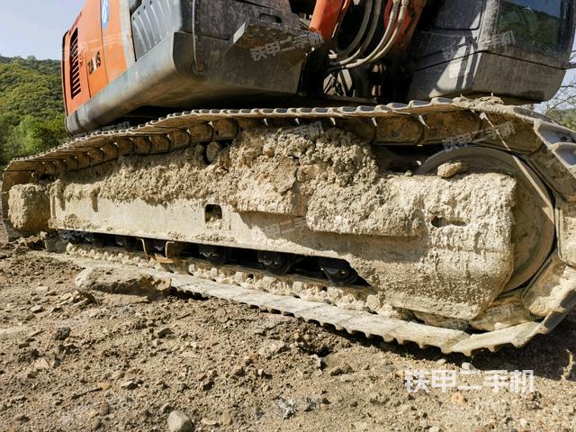 左側(cè)履帶整體?（行走機(jī)構(gòu)）