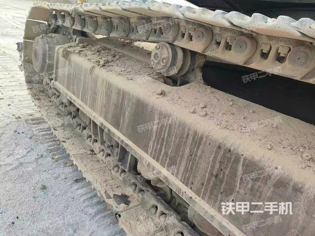 单侧履带整体（整机外观）