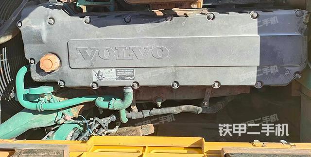 发动机整体俯视（整机外观）