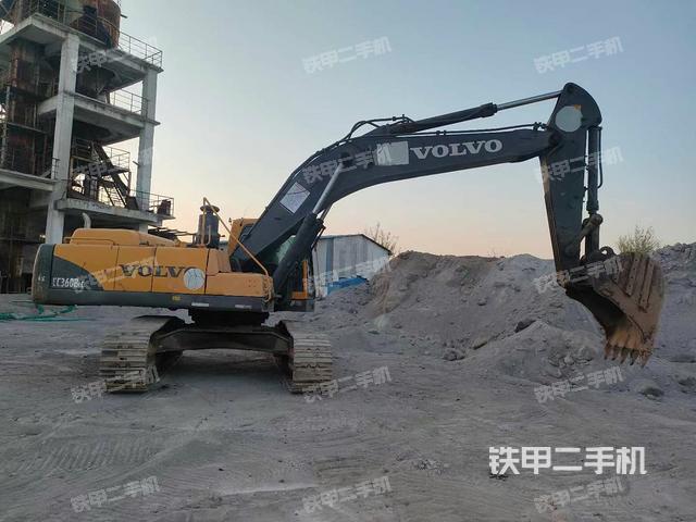 整机右后45°（整机外观）