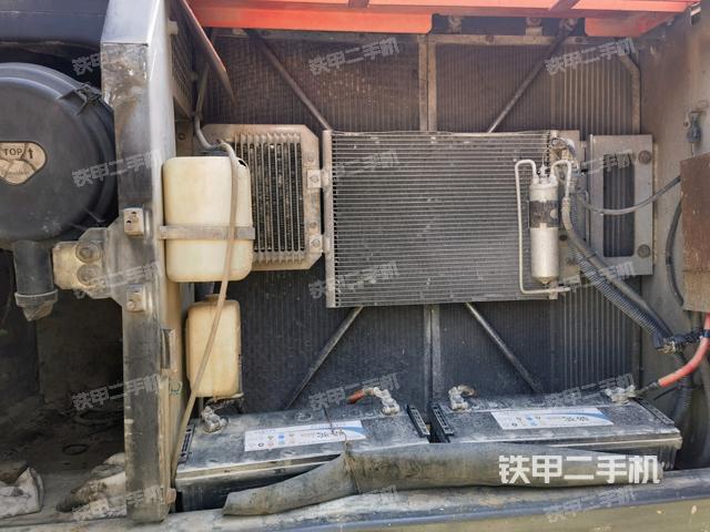 散熱器正面（大件艙室）