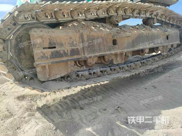 單側履帶整體（整機外觀）