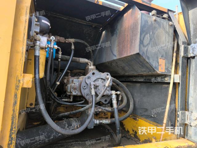 電瓶（大件艙室）