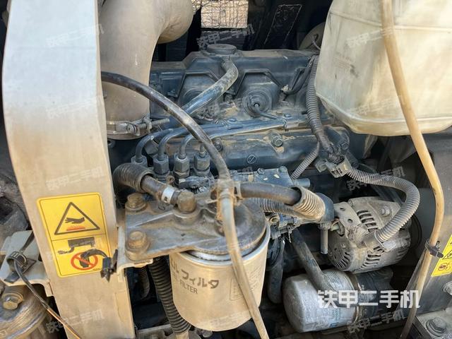發(fā)動機整體俯視(整機外觀) 發(fā)動機整體俯視(整機外觀)