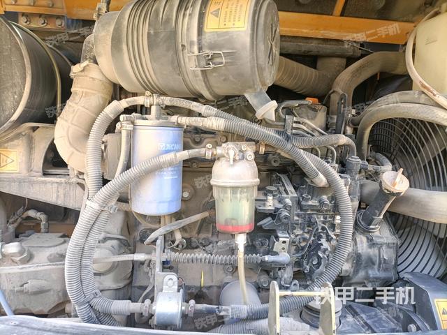 發(fā)動機室(上車部件) 發(fā)動機室(上車部件)