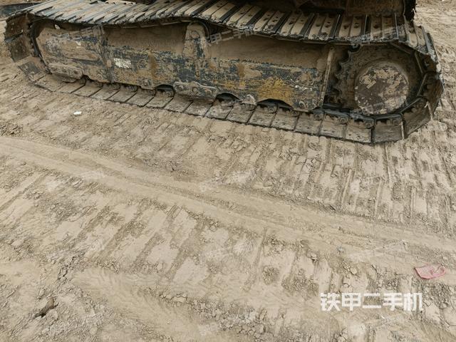 左側(cè)履帶整體?（行走機(jī)構(gòu)）