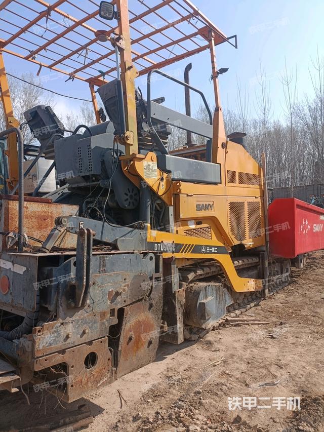 整機(jī)右后45°（設(shè)備外觀及核心部件）