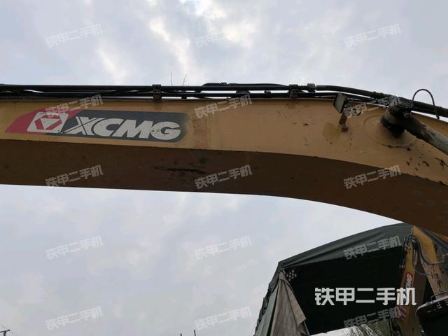 大臂油缸整體?豎拍(工作和回轉(zhuǎn)裝置) 大臂油缸整體?豎拍(工作和回轉(zhuǎn)裝置)