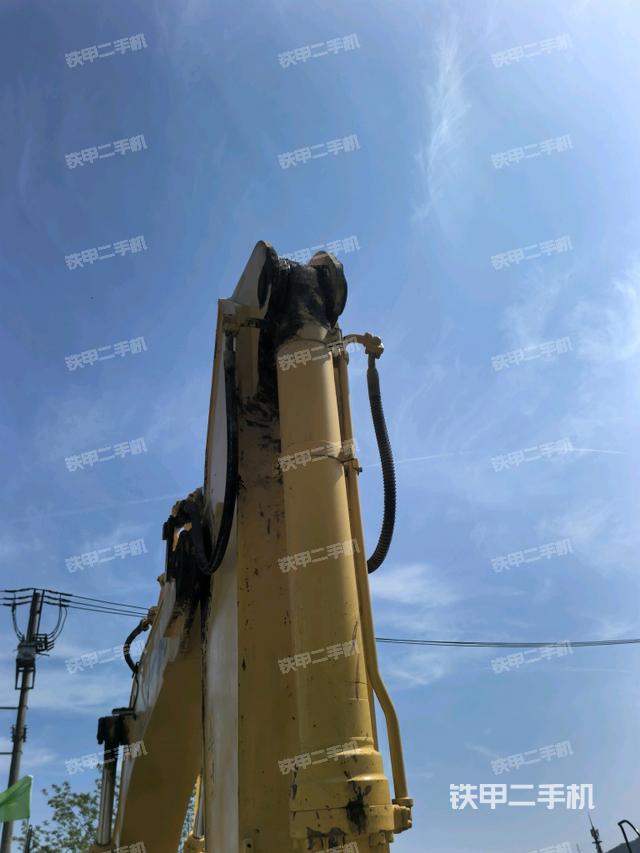 小臂整體右前(工作和回轉(zhuǎn)裝置) 小臂整體右前(工作和回轉(zhuǎn)裝置)