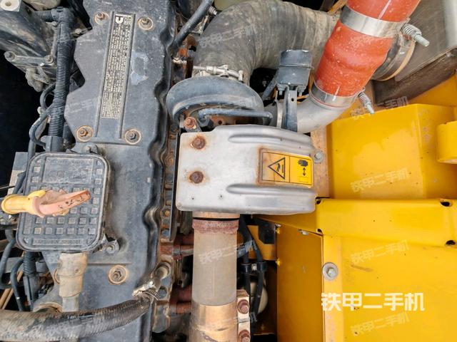 駕駛室頂部俯視（上車部件）