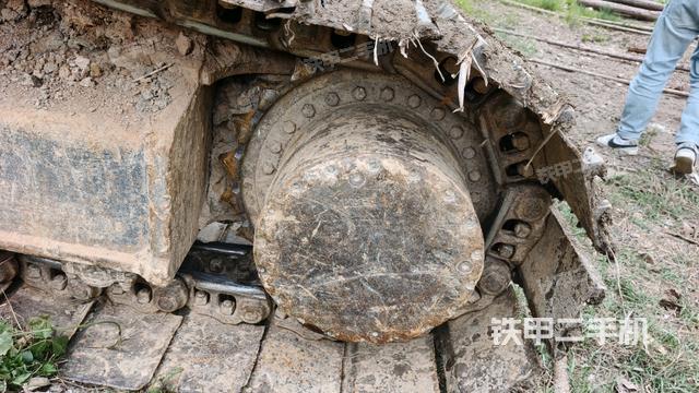 右驅(qū)動輪(行走機構(gòu)) 右驅(qū)動輪(行走機構(gòu))