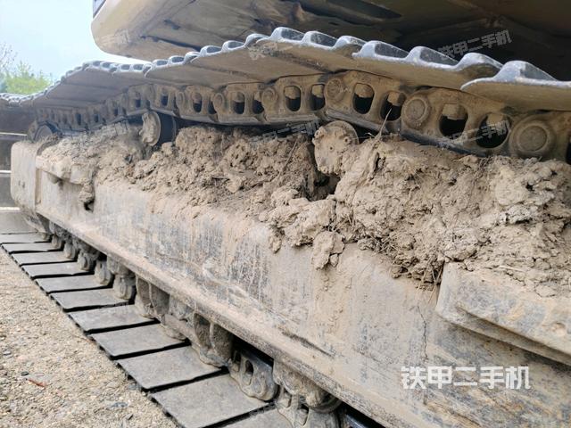 右驅(qū)動(dòng)輪（行走機(jī)構(gòu)）