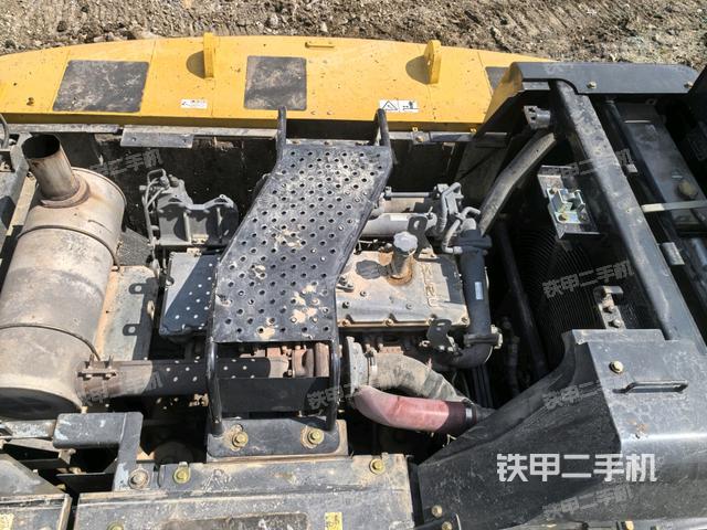 發(fā)動(dòng)機(jī)室(上車部件) 發(fā)動(dòng)機(jī)室(上車部件)
