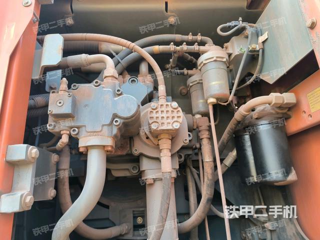 液壓泵室（大件艙室）