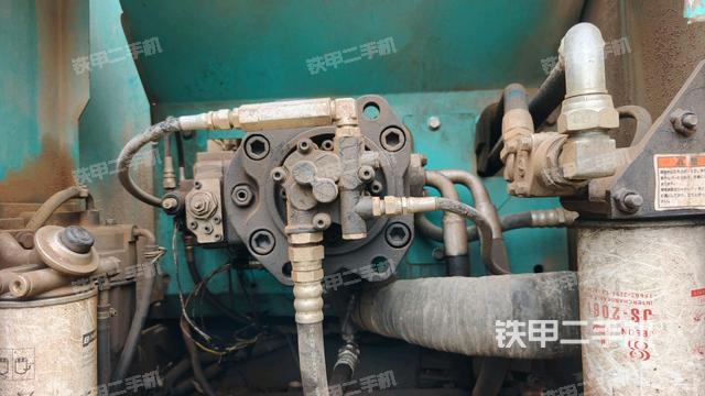 液壓泵斜45?左(大件艙室) 液壓泵斜45?左(大件艙室)
