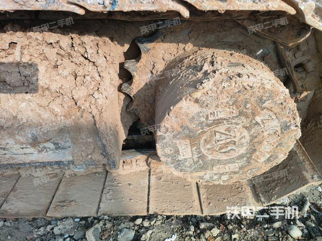 左驅(qū)動(dòng)輪（行走機(jī)構(gòu)）