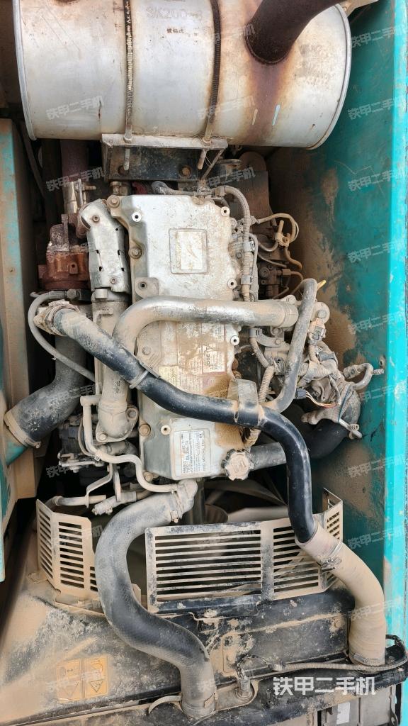 發(fā)動機室(上車部件) 發(fā)動機室(上車部件)