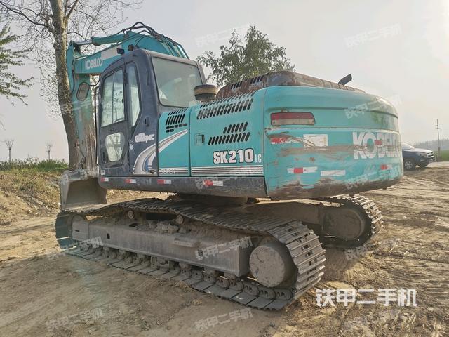 左后45(整機(jī)外觀) 左后45(整機(jī)外觀)