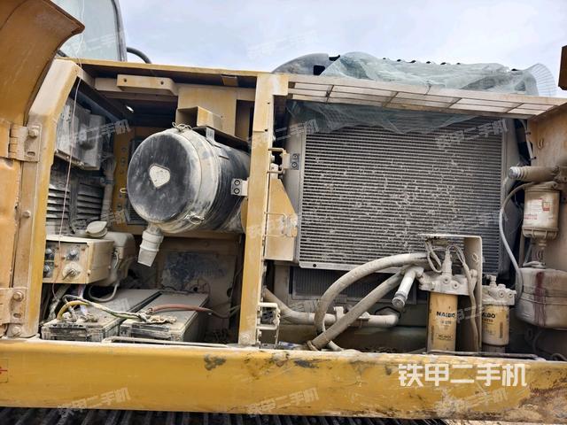 散熱器正面（大件艙室）