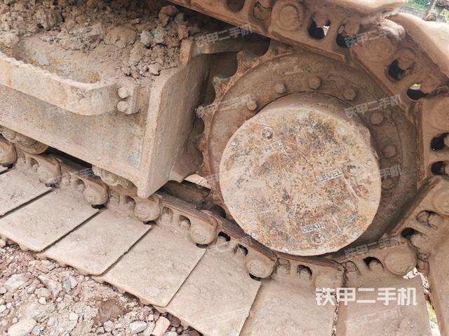 左驅(qū)動(dòng)輪(行走機(jī)構(gòu)) 左驅(qū)動(dòng)輪(行走機(jī)構(gòu))