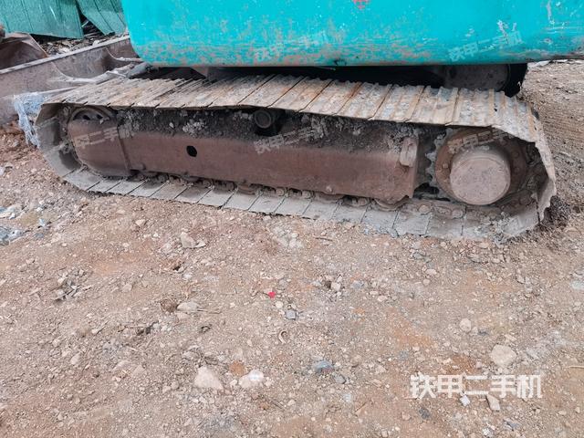 左側(cè)履帶整體?(行走機(jī)構(gòu)) 左側(cè)履帶整體?(行走機(jī)構(gòu))