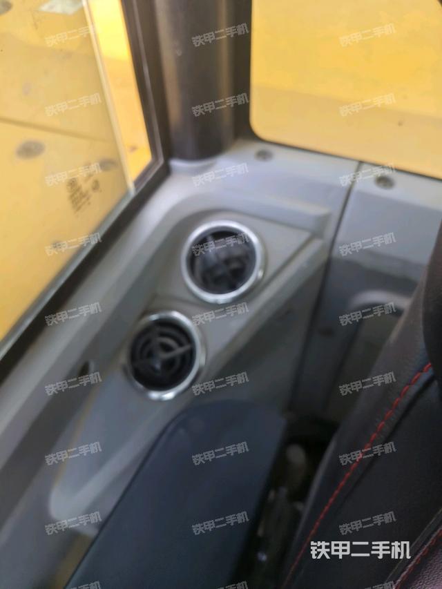 顯示屏?（駕駛室部分）