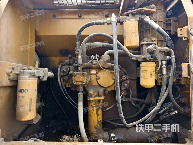 液壓泵室（大件艙室）