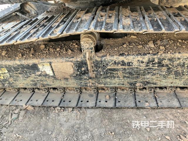 左驅(qū)動(dòng)輪（行走機(jī)構(gòu)）