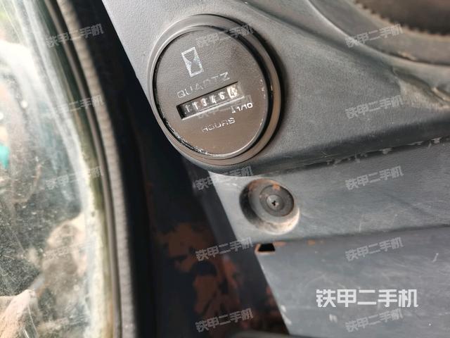 小時(shí)表(駕駛室部分) 小時(shí)表(駕駛室部分)