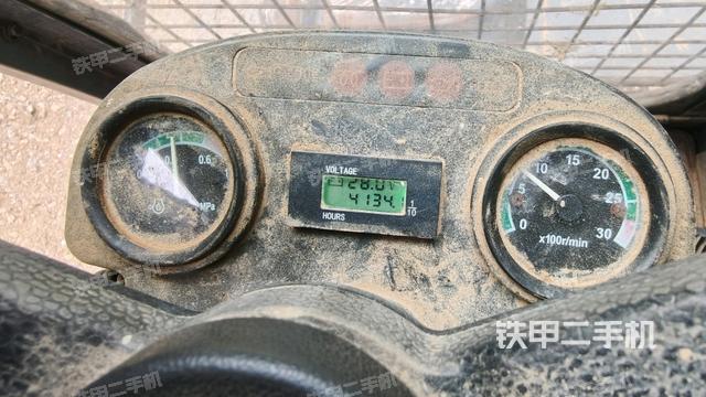 小時表(駕駛室部分) 小時表(駕駛室部分)