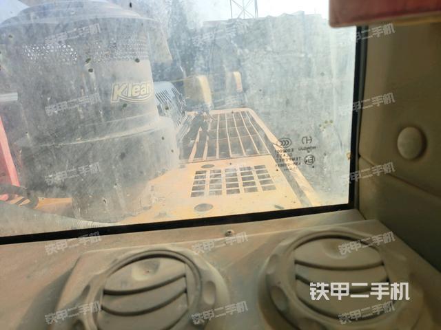 后窗玻璃角標(biāo)（駕駛室部分）