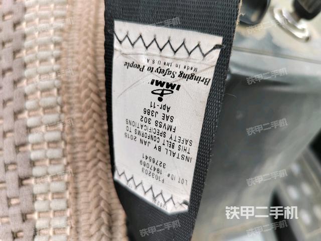 右側(cè)玻璃角標(biāo)（駕駛室部分）