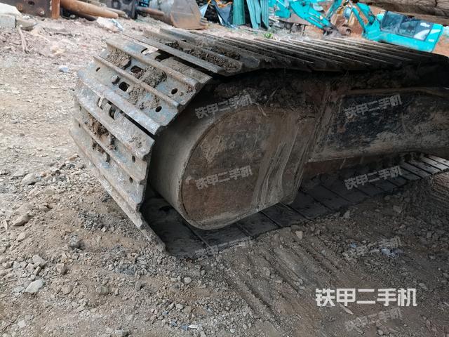 左側(cè)行走馬達(dá)蓋板(行走機(jī)構(gòu)) 左側(cè)行走馬達(dá)蓋板(行走機(jī)構(gòu))