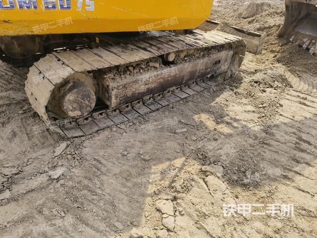 右側行走馬達蓋板（行走機構）