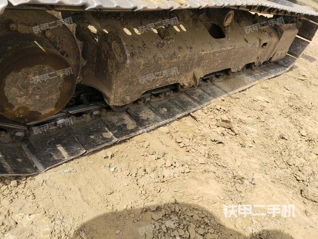 右驱动轮（行走机构）