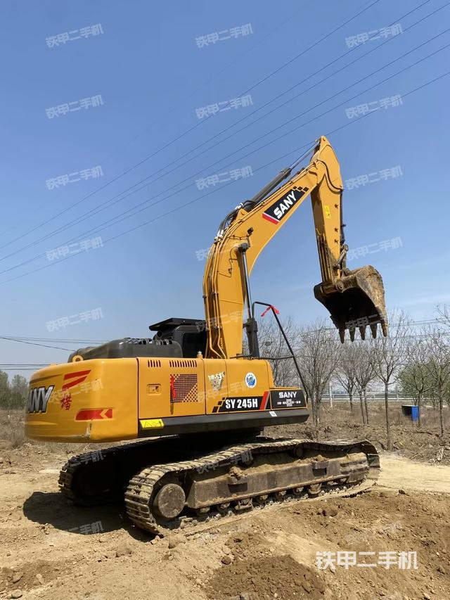 整機(jī)右后45°(整機(jī)外觀) 整機(jī)右后45°(整機(jī)外觀)