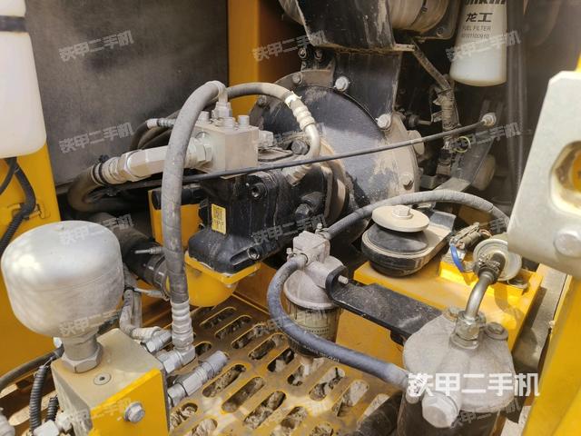 液壓泵室（大件艙室）