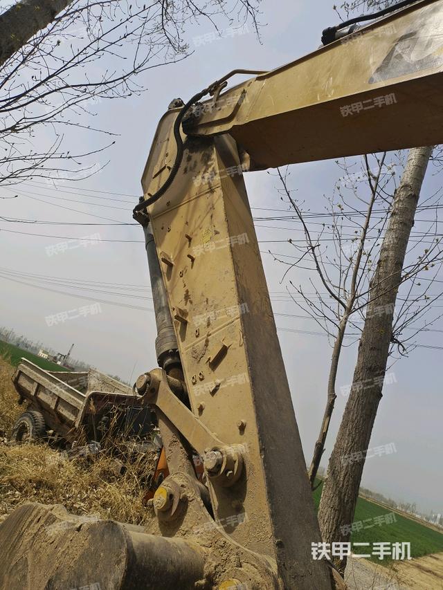 小臂整體左后（工作和回轉(zhuǎn)裝置）