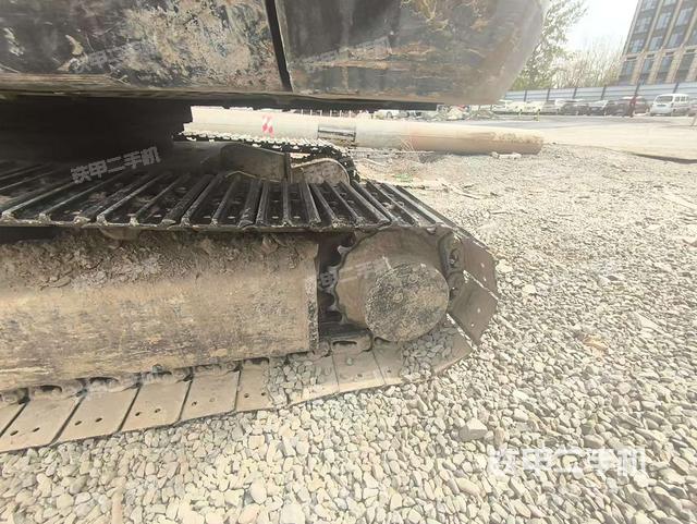 單側履帶整體（整機外觀）