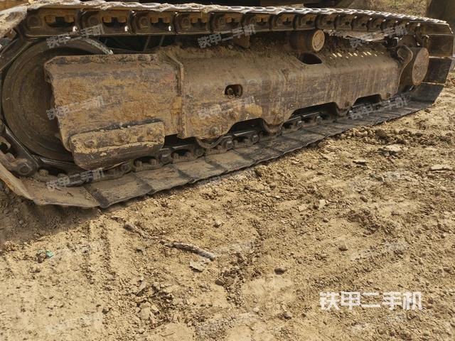 左侧履带整体 （行走机构）