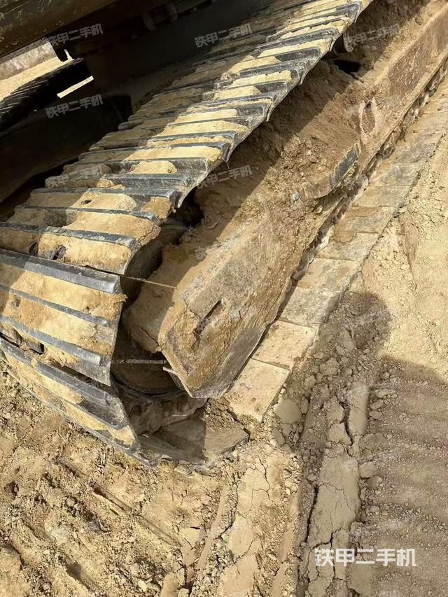 單側(cè)履帶整體（整機外觀）